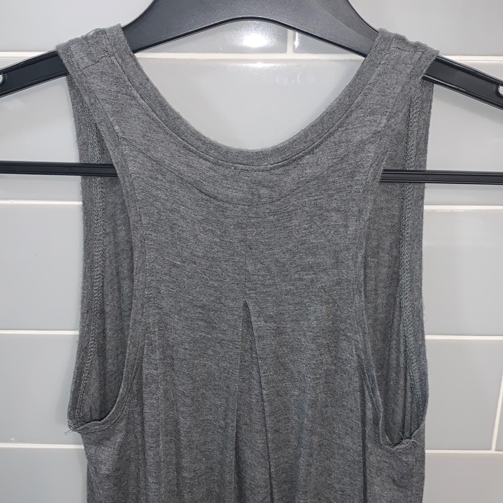 Gray High-Low Tank Top - Picture 7 of 9